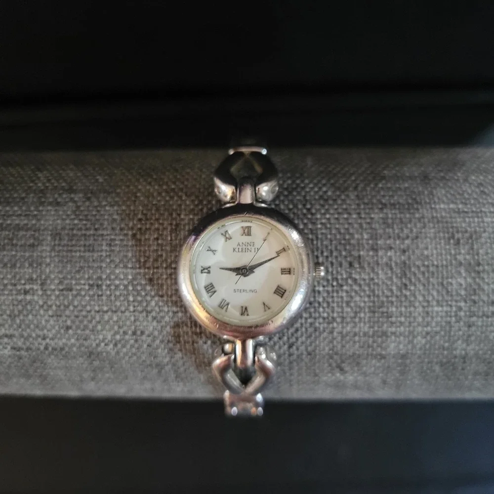 Anne Klein II Sterling Silver 925 Watch Roman Numeral 7 Inch 90s Minimalist 90s